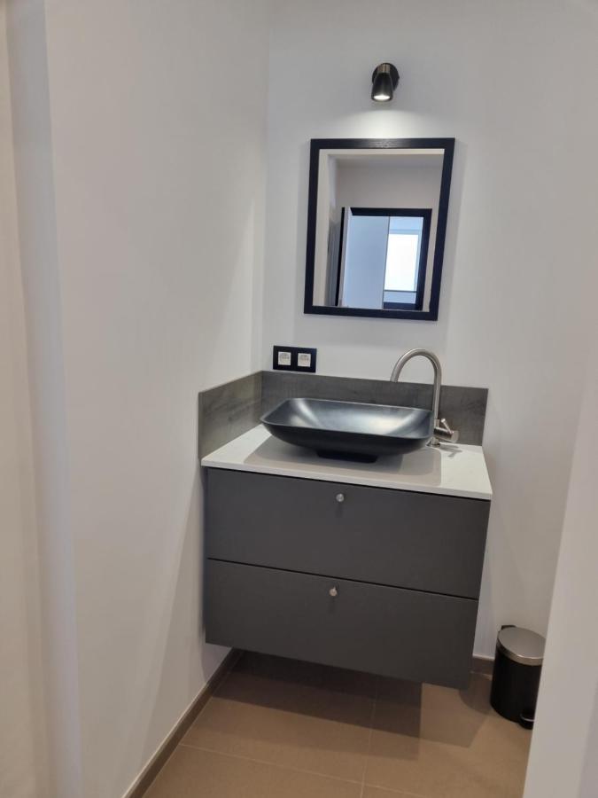 Maisonnette Entierement Renovee Живе Екстер'єр фото