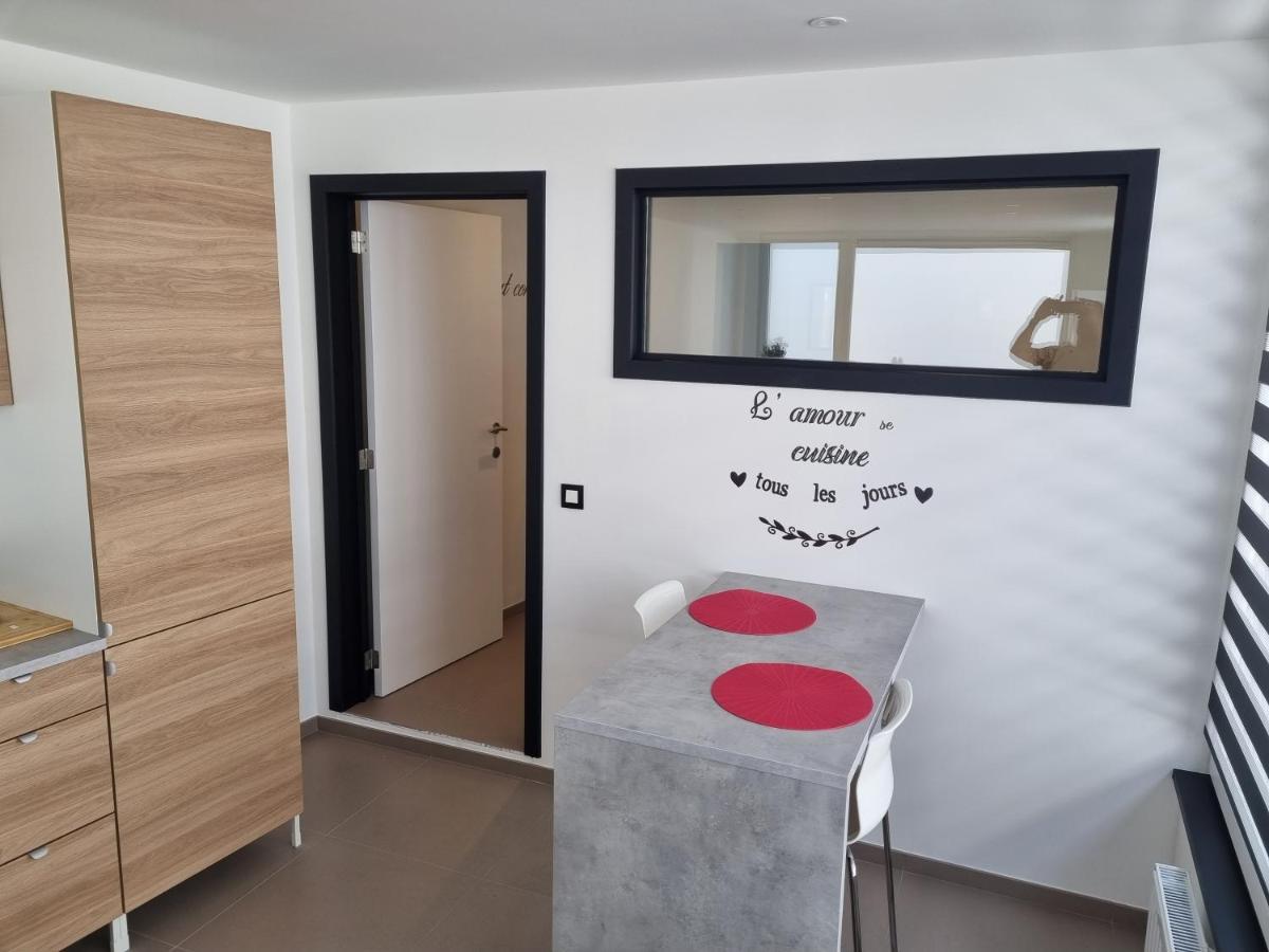 Maisonnette Entierement Renovee Живе Екстер'єр фото